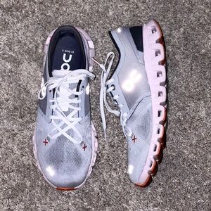 (SOLD) On. Cloud X Running Shoes- Alloy/Lily